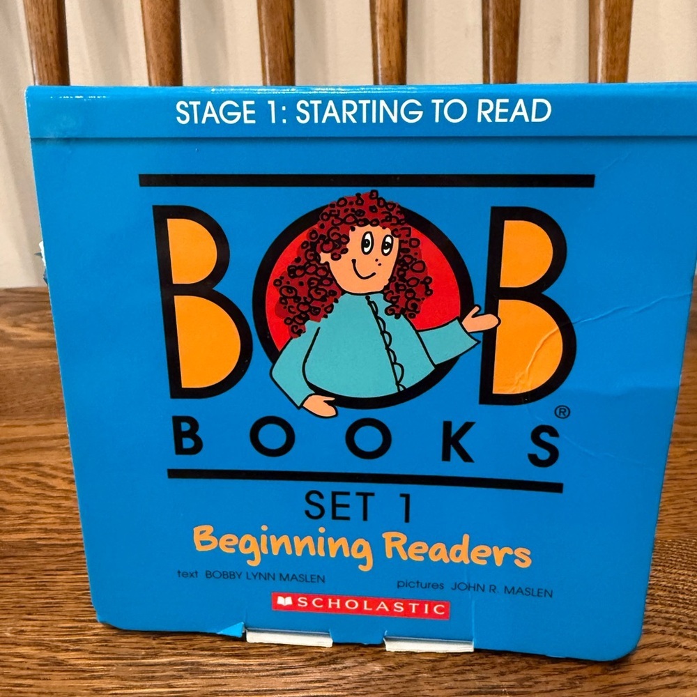 Bob Books Set 1: Beginning Readers | Phonics Box Set (12 Books)